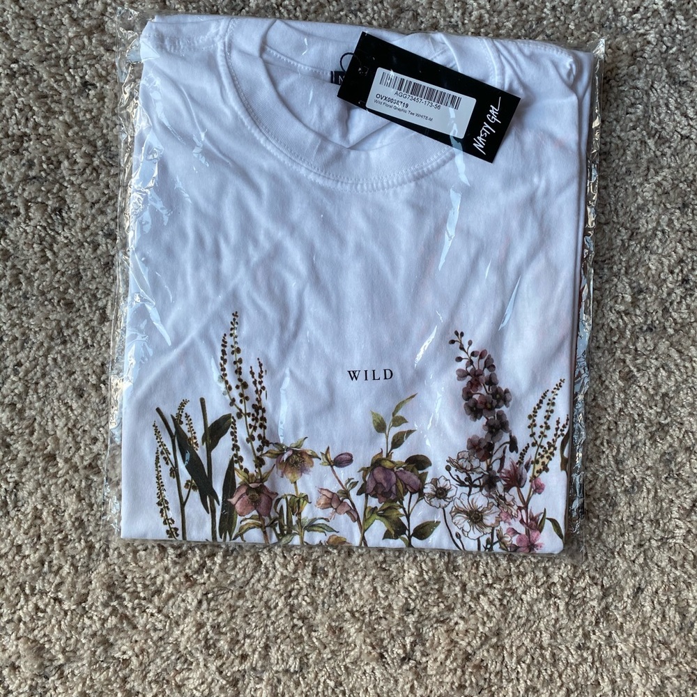 Graphic tee shirt